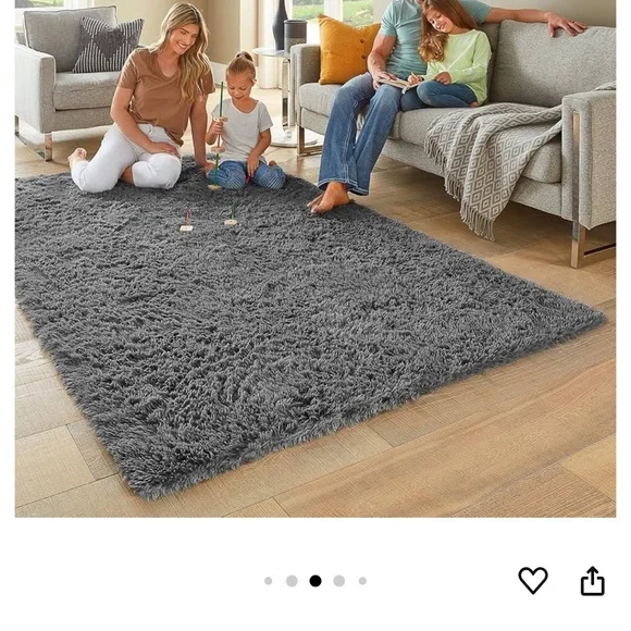 Plush Gray Area Rug 4x6 NWT - Picture 3 of 3